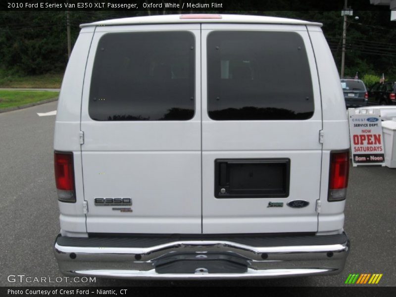 Oxford White / Medium Flint 2010 Ford E Series Van E350 XLT Passenger
