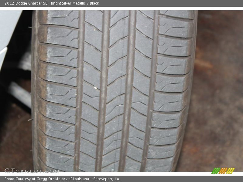 Bright Silver Metallic / Black 2012 Dodge Charger SE