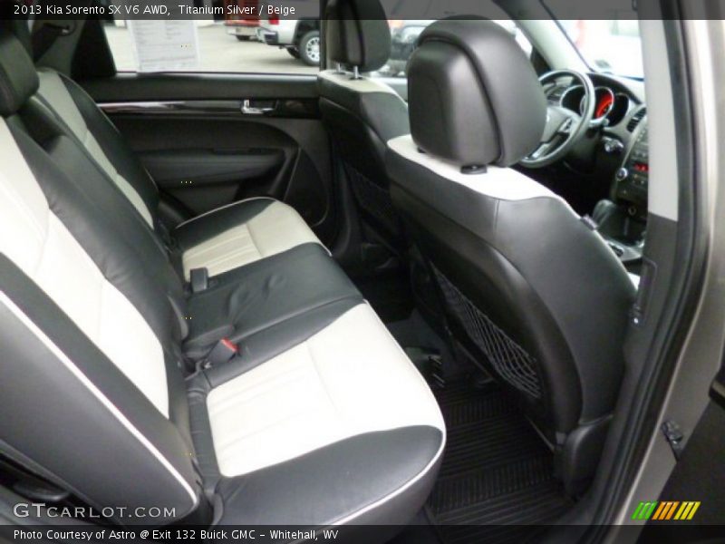 Rear Seat of 2013 Sorento SX V6 AWD