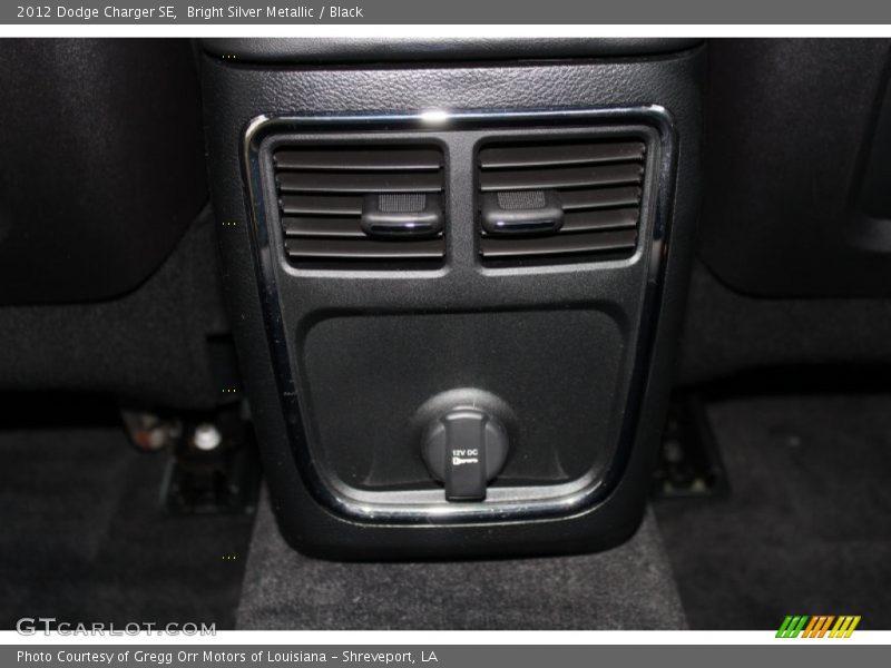 Bright Silver Metallic / Black 2012 Dodge Charger SE