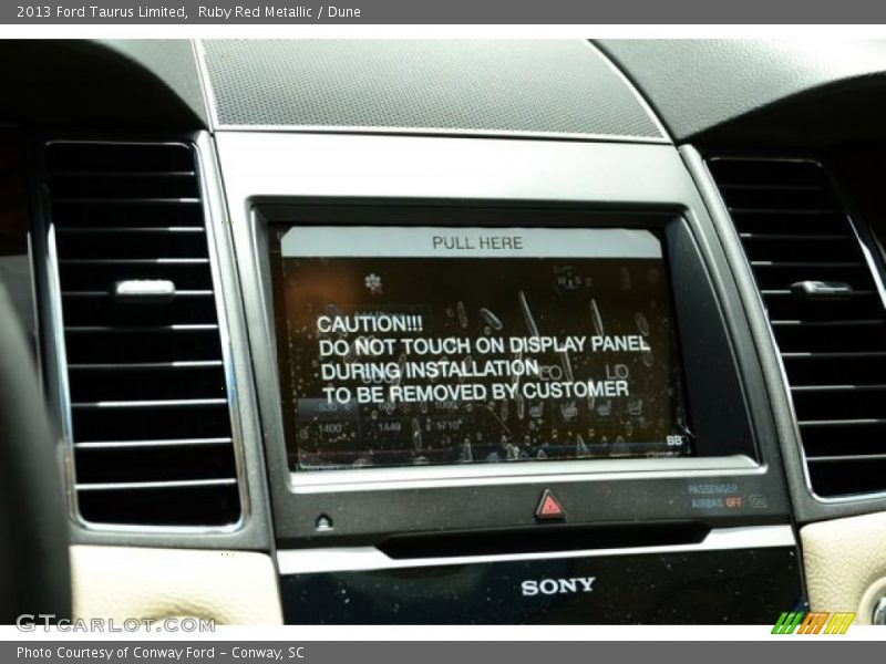 Ruby Red Metallic / Dune 2013 Ford Taurus Limited
