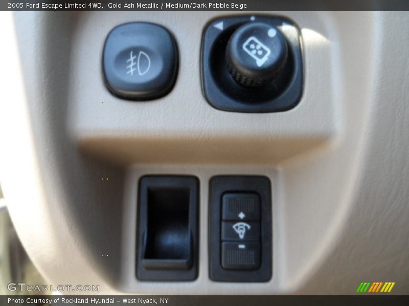 Gold Ash Metallic / Medium/Dark Pebble Beige 2005 Ford Escape Limited 4WD
