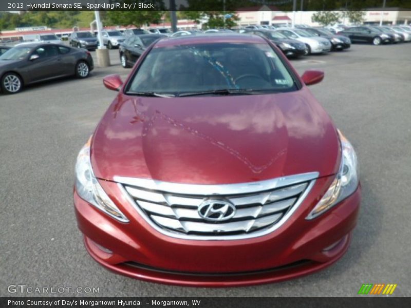 Sparkling Ruby / Black 2013 Hyundai Sonata SE