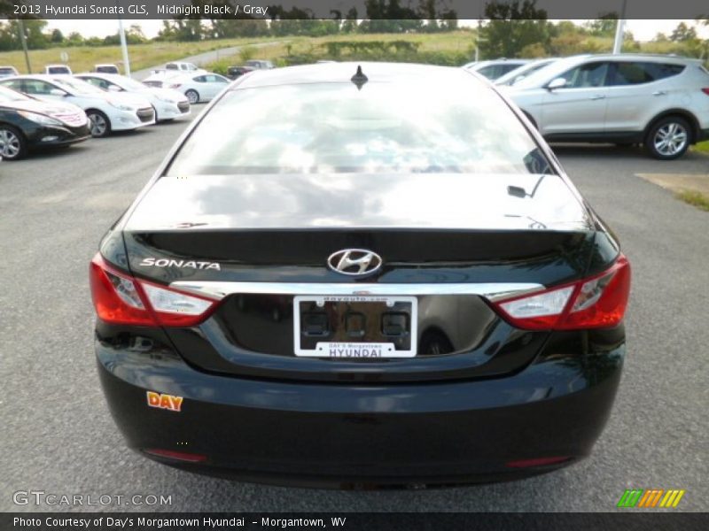 Midnight Black / Gray 2013 Hyundai Sonata GLS