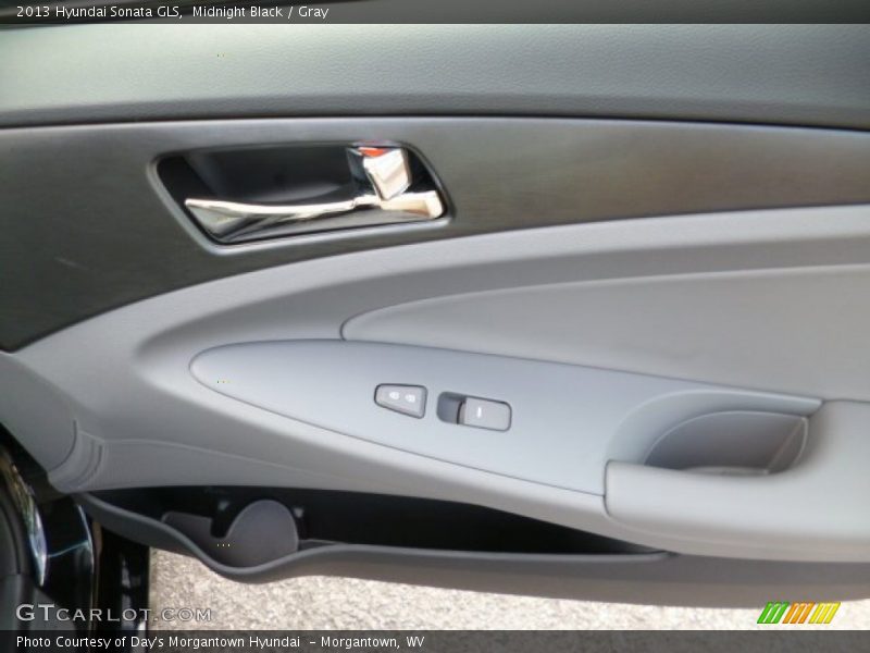 Midnight Black / Gray 2013 Hyundai Sonata GLS