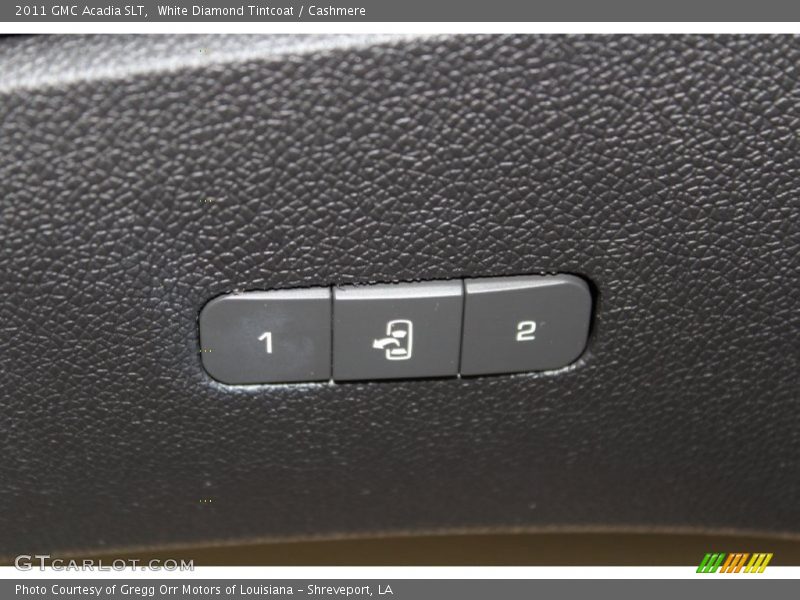 White Diamond Tintcoat / Cashmere 2011 GMC Acadia SLT