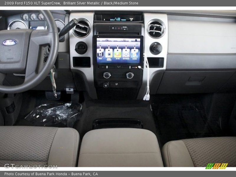 Brilliant Silver Metallic / Black/Medium Stone 2009 Ford F150 XLT SuperCrew