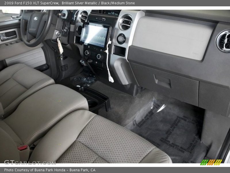 Brilliant Silver Metallic / Black/Medium Stone 2009 Ford F150 XLT SuperCrew