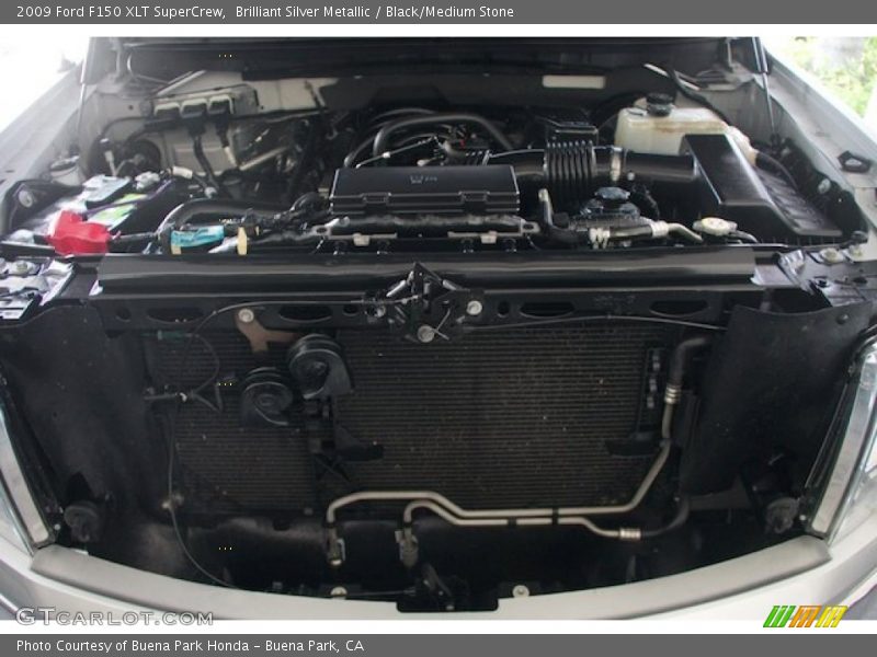 Brilliant Silver Metallic / Black/Medium Stone 2009 Ford F150 XLT SuperCrew