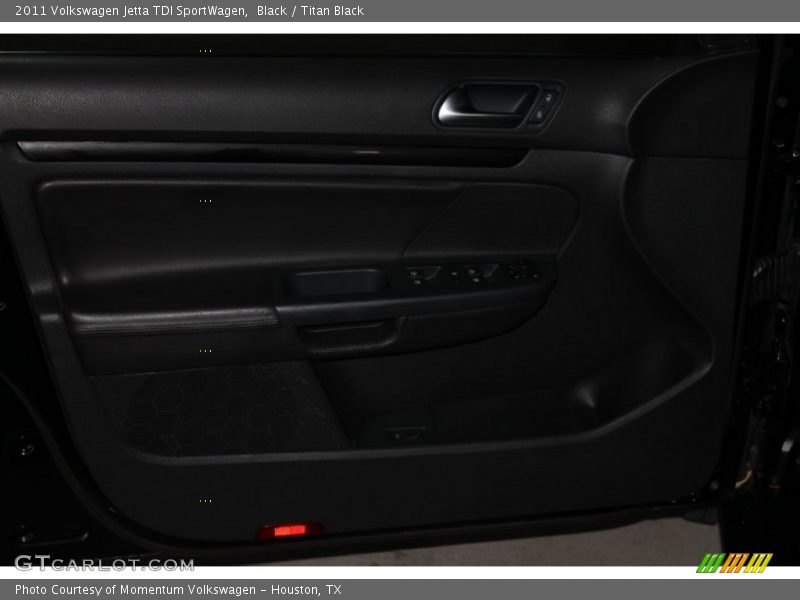 Black / Titan Black 2011 Volkswagen Jetta TDI SportWagen