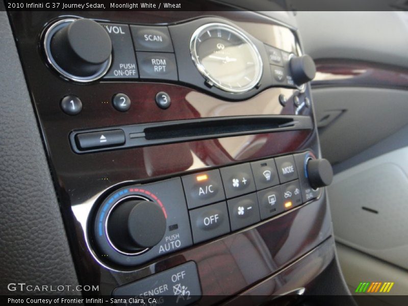 Moonlight White / Wheat 2010 Infiniti G 37 Journey Sedan