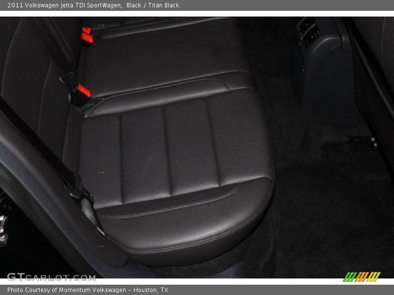 Black / Titan Black 2011 Volkswagen Jetta TDI SportWagen