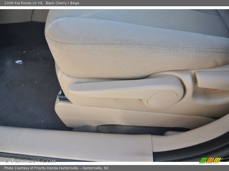 Black Cherry / Beige 2008 Kia Rondo LX V6