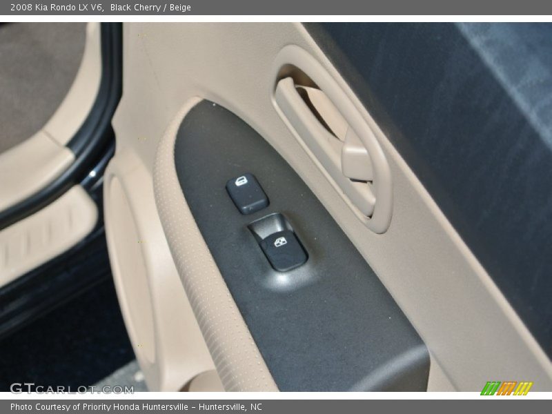 Black Cherry / Beige 2008 Kia Rondo LX V6