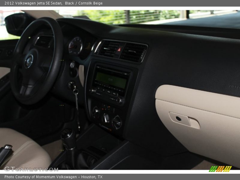 Black / Cornsilk Beige 2012 Volkswagen Jetta SE Sedan