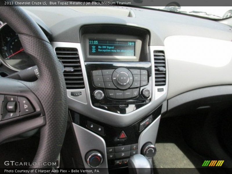 Blue Topaz Metallic / Jet Black/Medium Titanium 2013 Chevrolet Cruze LS