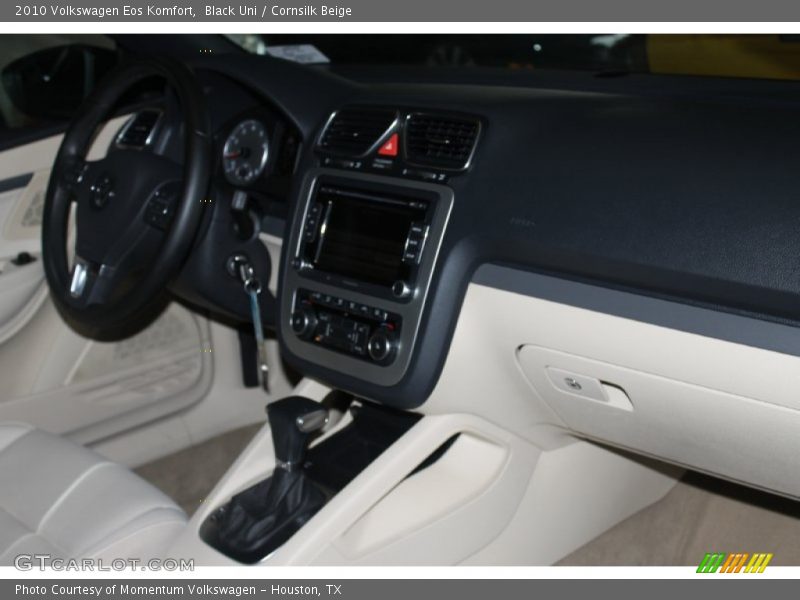 Black Uni / Cornsilk Beige 2010 Volkswagen Eos Komfort
