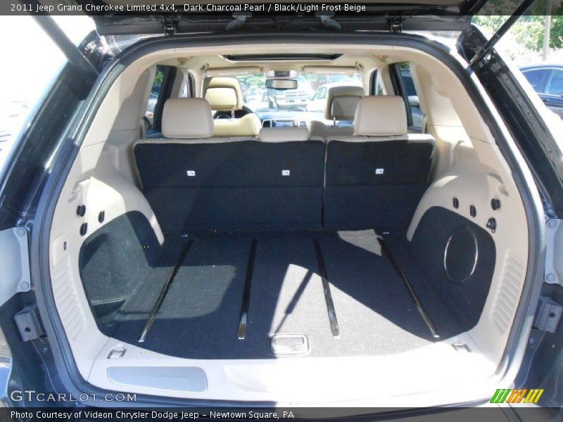 Dark Charcoal Pearl / Black/Light Frost Beige 2011 Jeep Grand Cherokee Limited 4x4