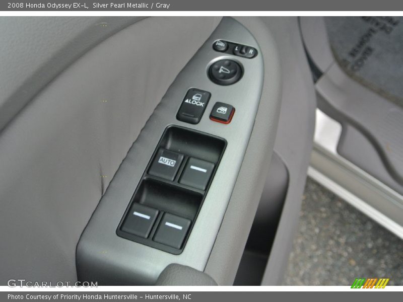 Silver Pearl Metallic / Gray 2008 Honda Odyssey EX-L