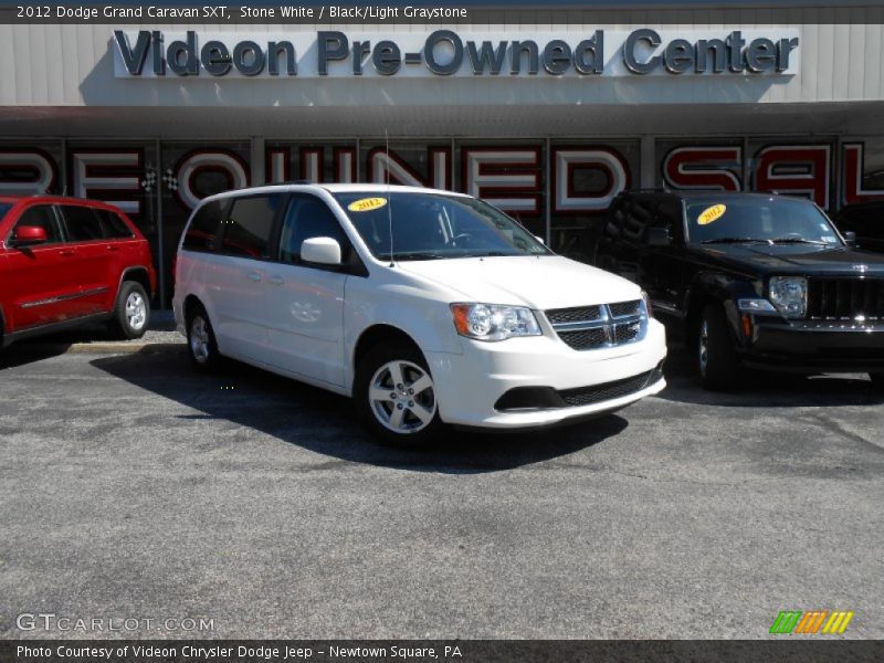 Stone White / Black/Light Graystone 2012 Dodge Grand Caravan SXT