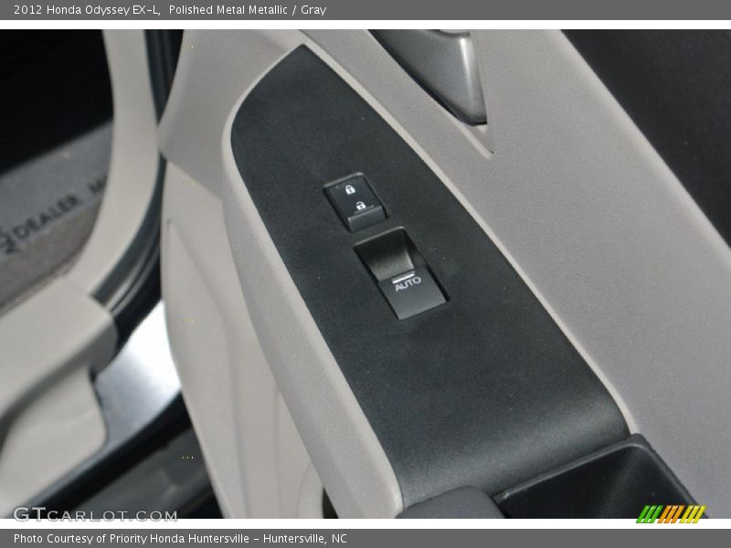 Polished Metal Metallic / Gray 2012 Honda Odyssey EX-L