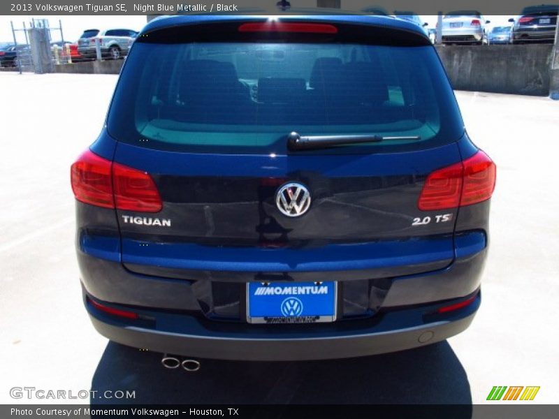 Night Blue Metallic / Black 2013 Volkswagen Tiguan SE