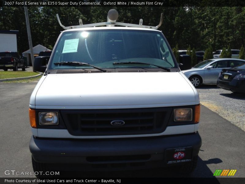Oxford White / Medium Flint Grey 2007 Ford E Series Van E350 Super Duty Commercial