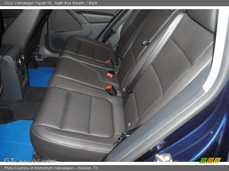 Night Blue Metallic / Black 2013 Volkswagen Tiguan SE