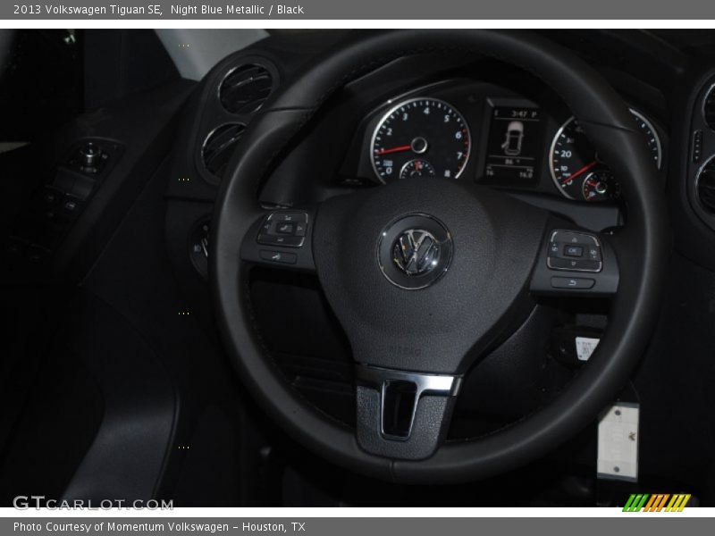 Night Blue Metallic / Black 2013 Volkswagen Tiguan SE