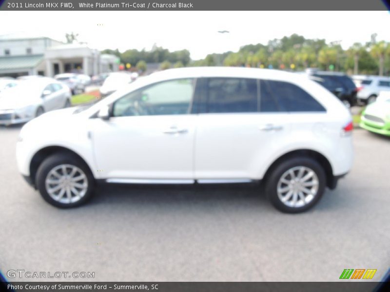 White Platinum Tri-Coat / Charcoal Black 2011 Lincoln MKX FWD