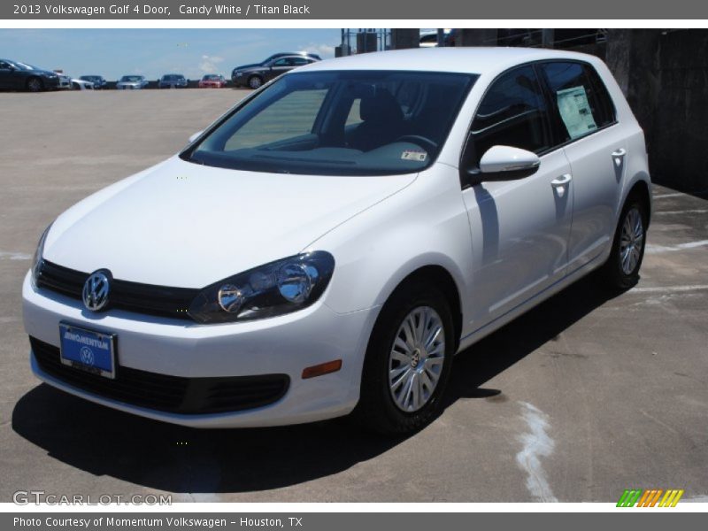 Candy White / Titan Black 2013 Volkswagen Golf 4 Door