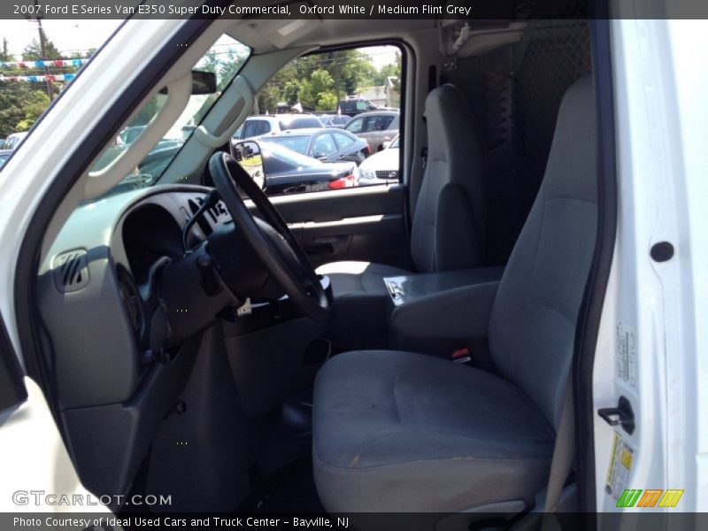 Oxford White / Medium Flint Grey 2007 Ford E Series Van E350 Super Duty Commercial
