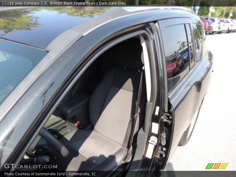 Brilliant Black Crystal Pearl / Dark Slate Gray 2011 Jeep Compass 2.0