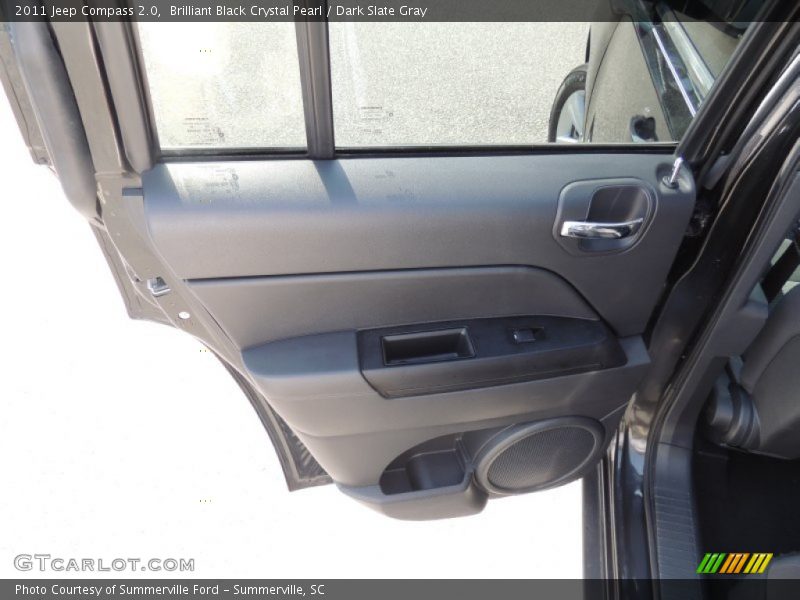 Brilliant Black Crystal Pearl / Dark Slate Gray 2011 Jeep Compass 2.0