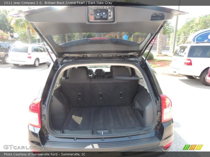 Brilliant Black Crystal Pearl / Dark Slate Gray 2011 Jeep Compass 2.0