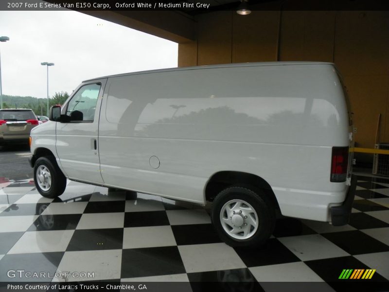Oxford White / Medium Flint Grey 2007 Ford E Series Van E150 Cargo