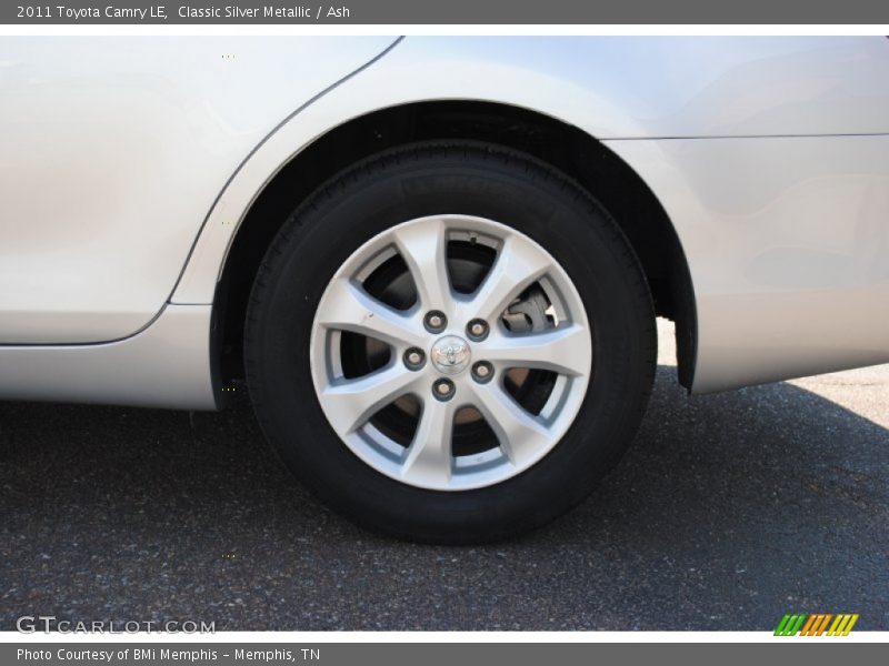 Classic Silver Metallic / Ash 2011 Toyota Camry LE