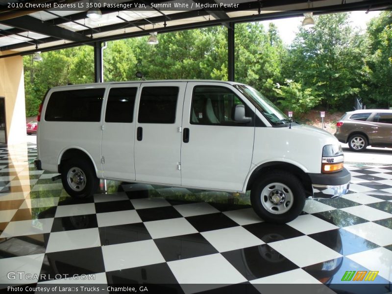 Summit White / Medium Pewter 2010 Chevrolet Express LS 3500 Passenger Van