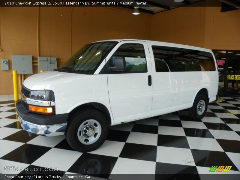 Summit White / Medium Pewter 2010 Chevrolet Express LS 3500 Passenger Van