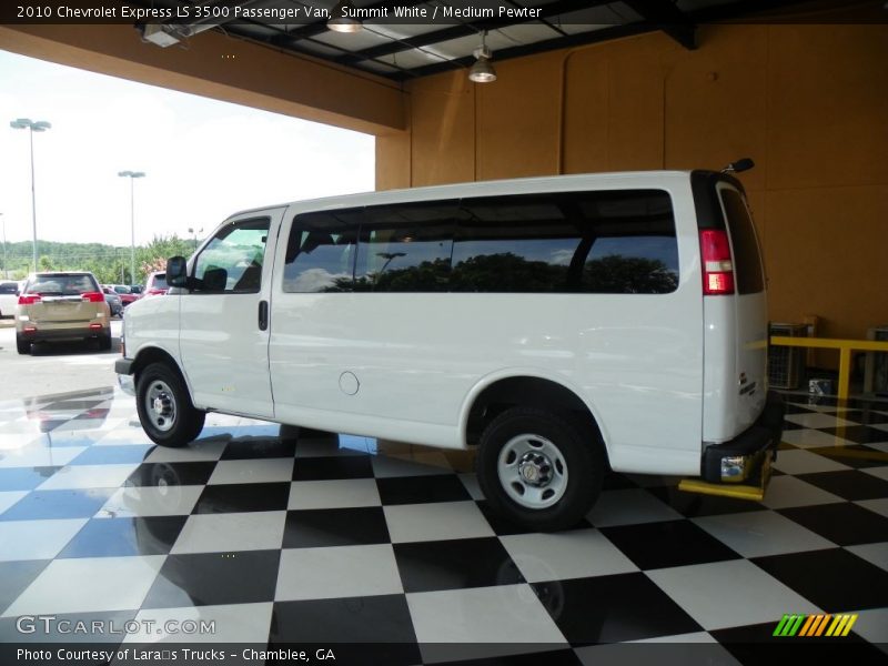 Summit White / Medium Pewter 2010 Chevrolet Express LS 3500 Passenger Van
