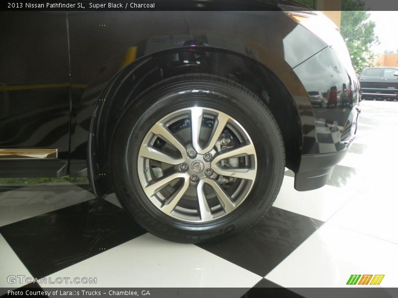 Super Black / Charcoal 2013 Nissan Pathfinder SL