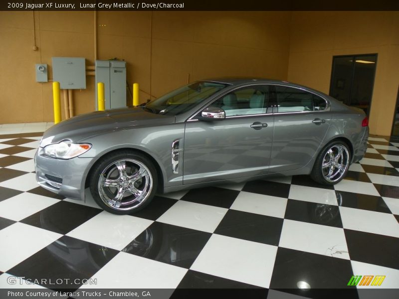Lunar Grey Metallic / Dove/Charcoal 2009 Jaguar XF Luxury