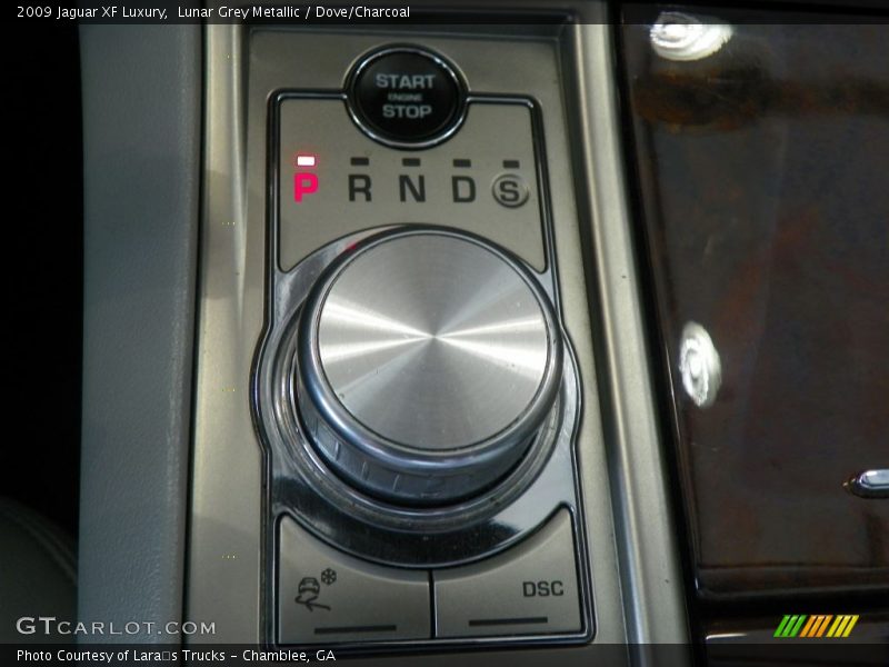 Lunar Grey Metallic / Dove/Charcoal 2009 Jaguar XF Luxury