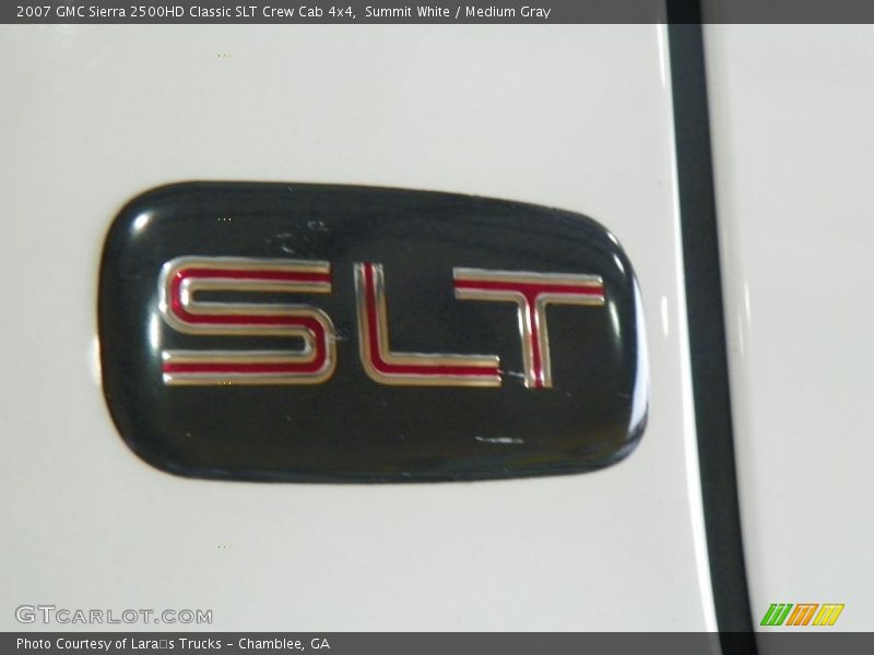 Summit White / Medium Gray 2007 GMC Sierra 2500HD Classic SLT Crew Cab 4x4