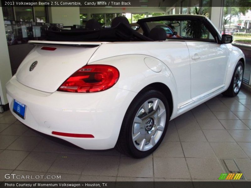Candy White / Titan Black 2013 Volkswagen Beetle 2.5L Convertible