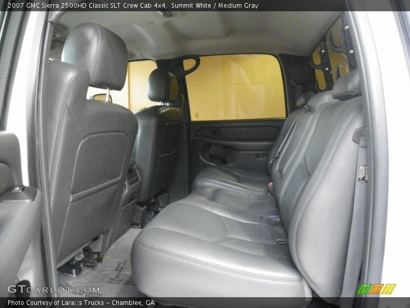 Summit White / Medium Gray 2007 GMC Sierra 2500HD Classic SLT Crew Cab 4x4
