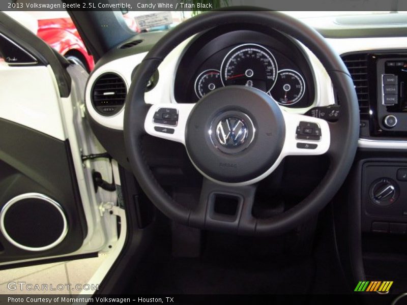 Candy White / Titan Black 2013 Volkswagen Beetle 2.5L Convertible