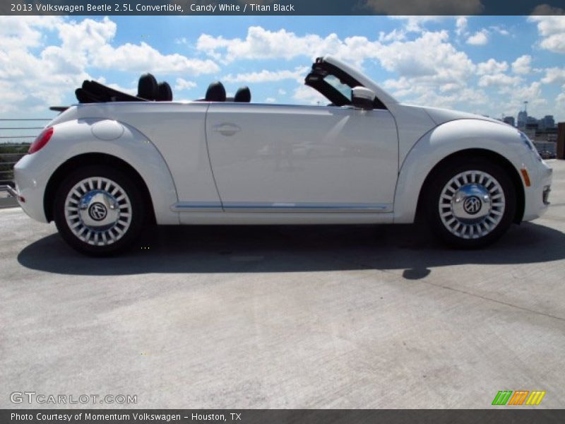 Candy White / Titan Black 2013 Volkswagen Beetle 2.5L Convertible