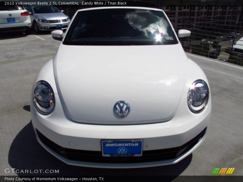 Candy White / Titan Black 2013 Volkswagen Beetle 2.5L Convertible