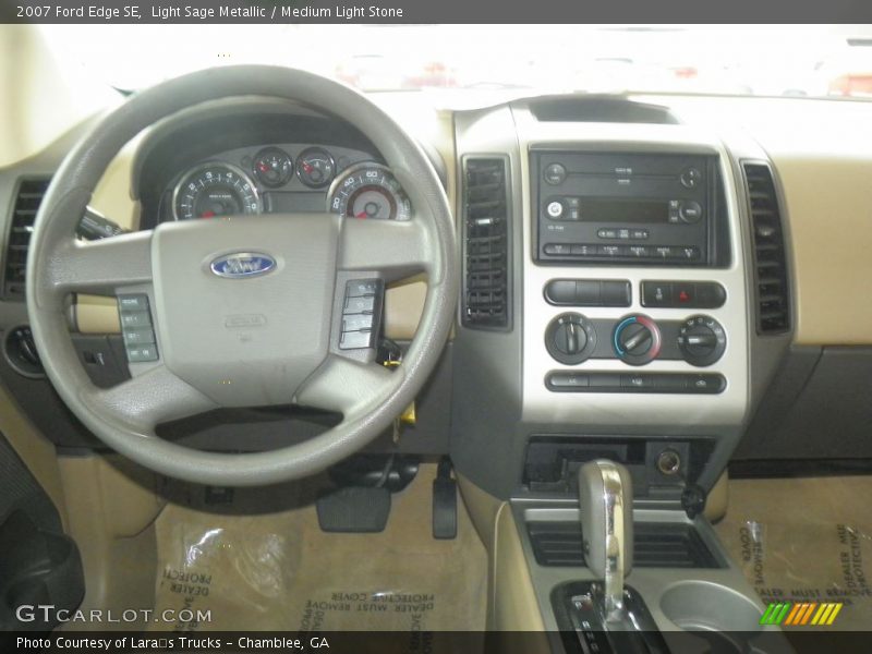 Light Sage Metallic / Medium Light Stone 2007 Ford Edge SE